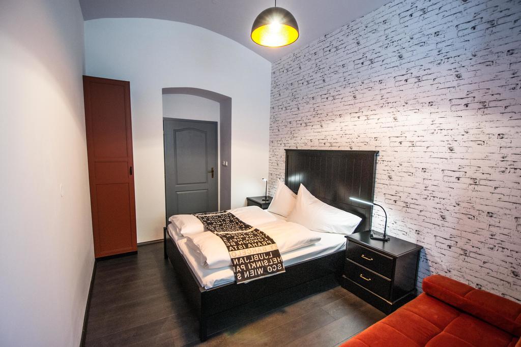 פראג Brooklyn Sauna Apt By Ruterra מראה חיצוני תמונה