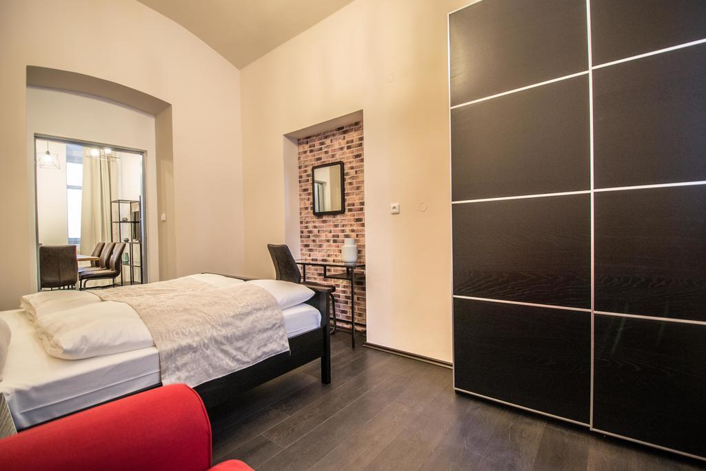 פראג Brooklyn Sauna Apt By Ruterra מראה חיצוני תמונה